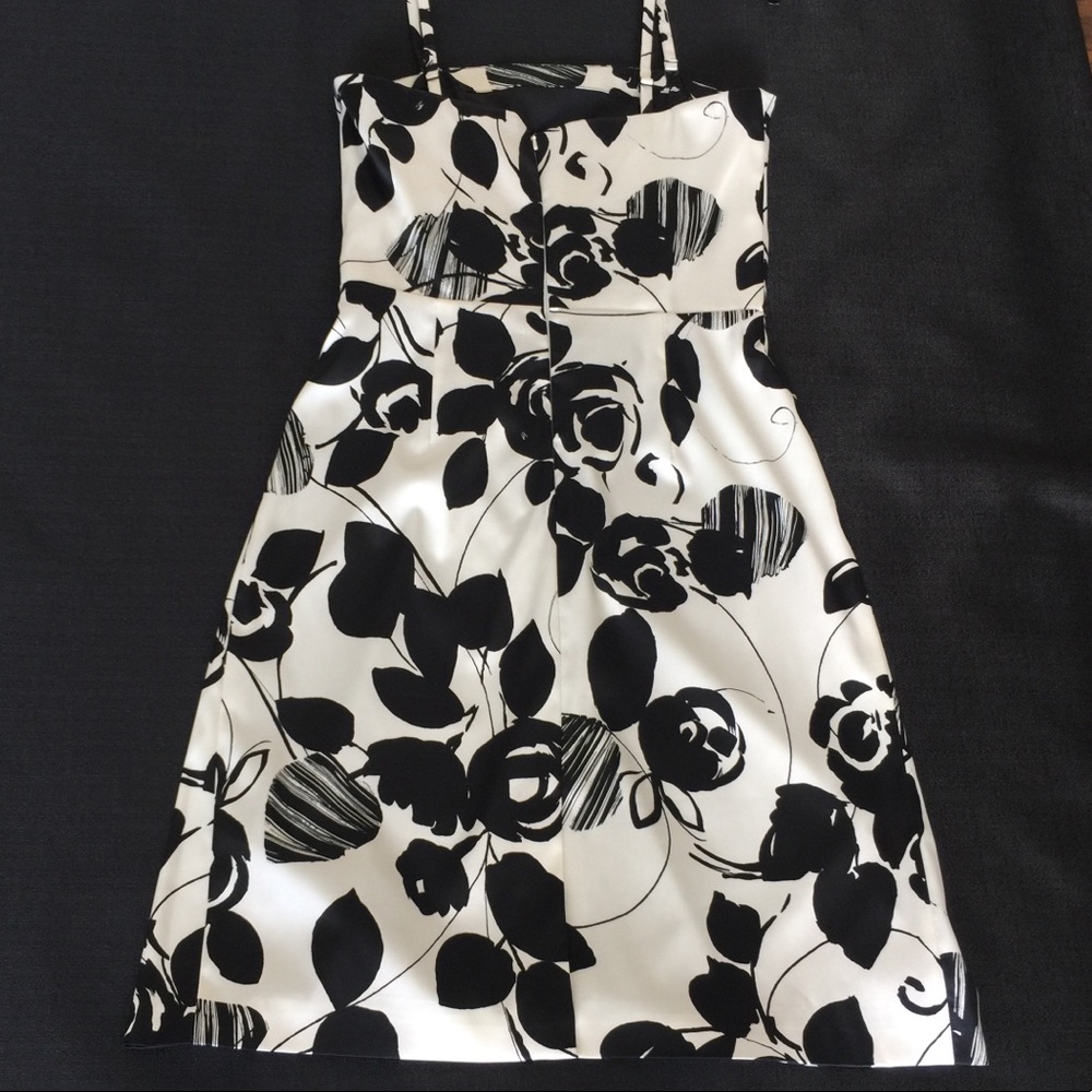 NWOT. Maggy London dress - Picture 2 of 6